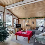 2 Bedroom Awesome In Prázdninový dům *