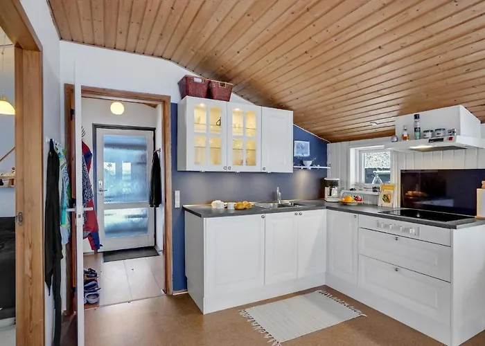 2 Bedroom Awesome In Thyholm