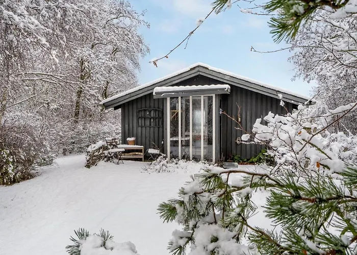 2 Bedroom Awesome In *